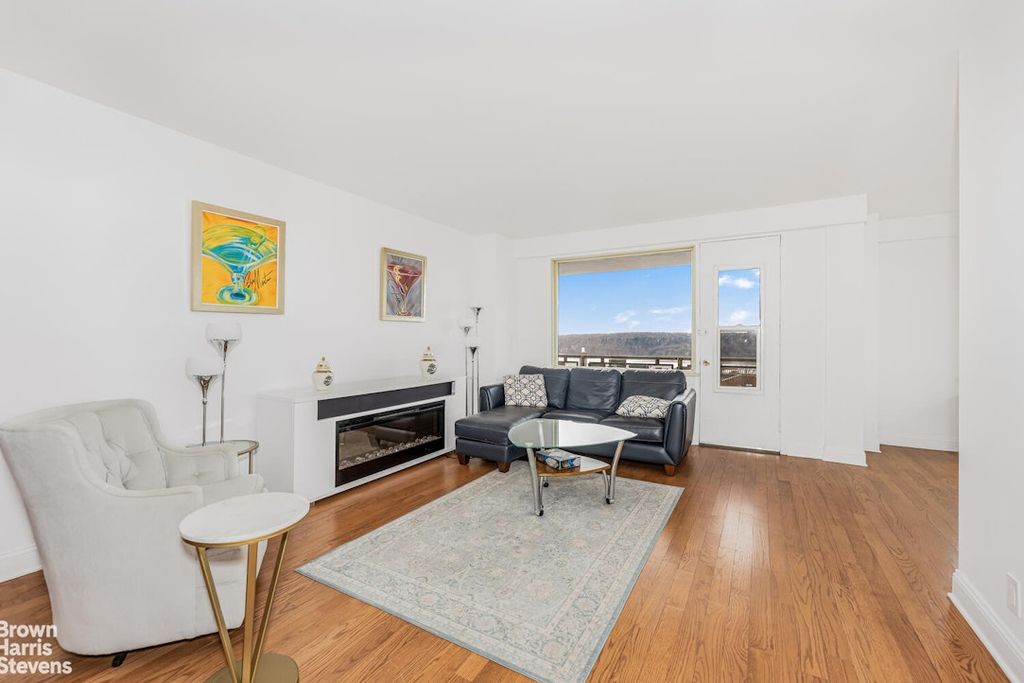 3777 Independence Ave Apt 14M, New York City, NY 10463