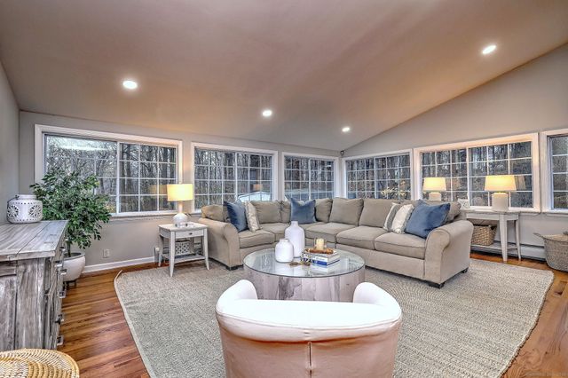 119 Wedgemere Road, Stamford, CT 06905