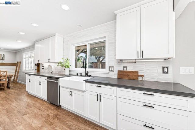 907 Hazel St, Livermore, CA 94550