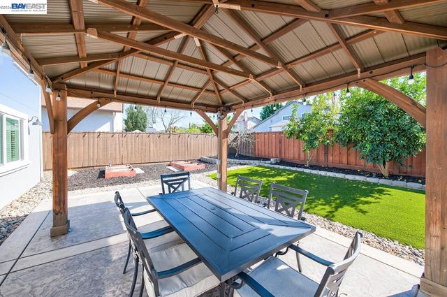 907 Hazel St, Livermore, CA 94550
