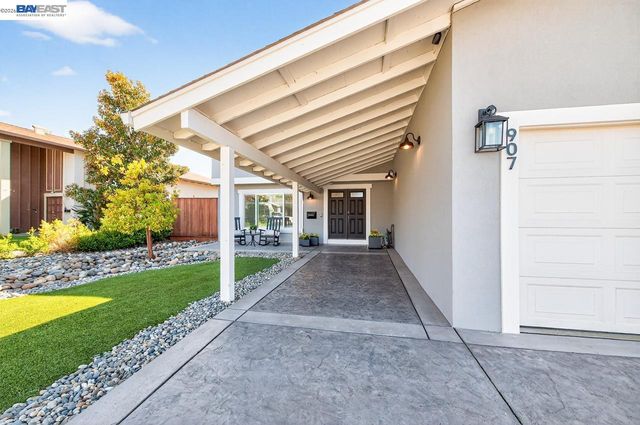 907 Hazel St, Livermore, CA 94550