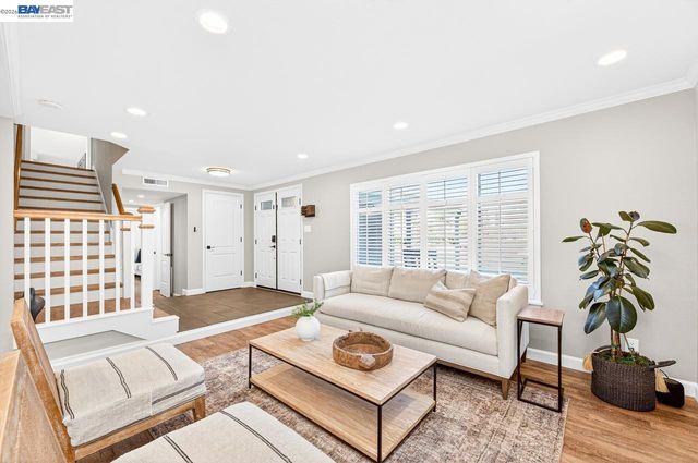 907 Hazel St, Livermore, CA 94550