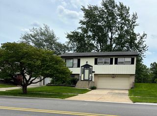 16531 76th Avenue, Tinley Park, IL 60477