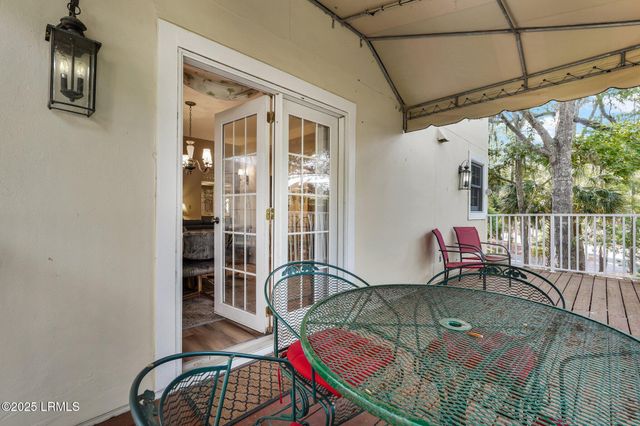 70 Shipyard Dr Apt 166, Hilton Head Island, SC 29928