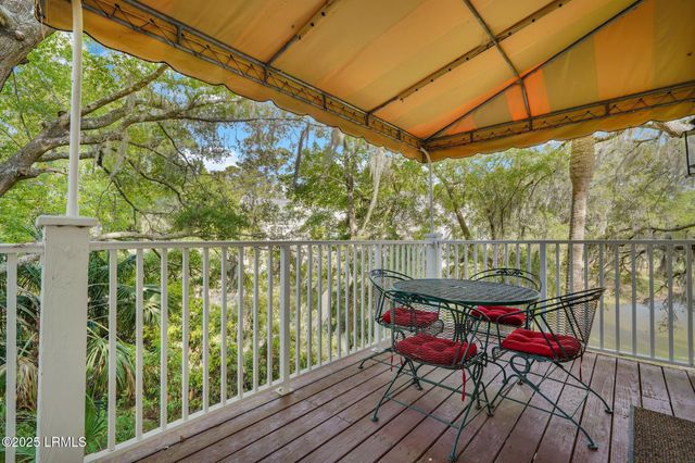 70 Shipyard Dr Apt 166, Hilton Head Island, SC 29928