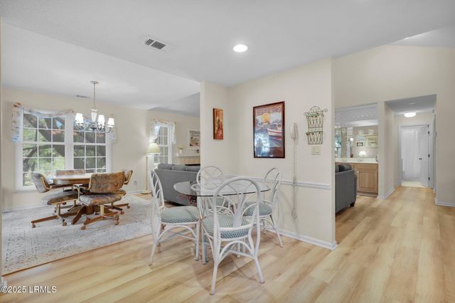 70 Shipyard Dr Apt 166, Hilton Head Island, SC 29928