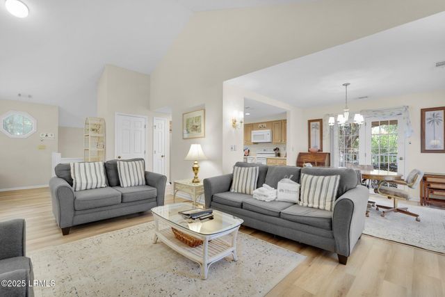 70 Shipyard Dr Apt 166, Hilton Head Island, SC 29928