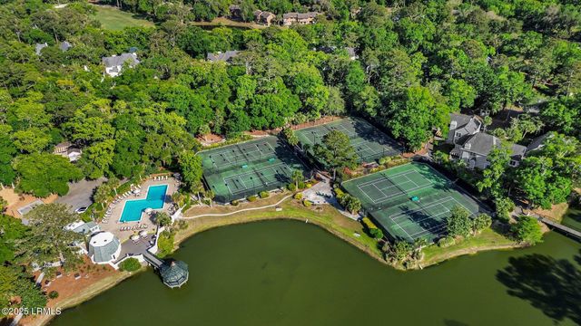 70 Shipyard Dr Apt 166, Hilton Head Island, SC 29928