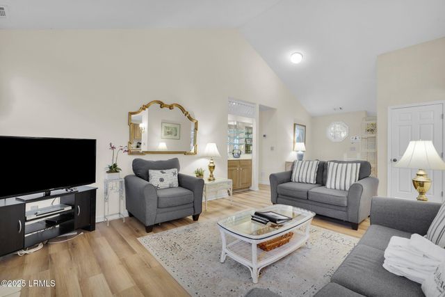 70 Shipyard Dr Apt 166, Hilton Head Island, SC 29928