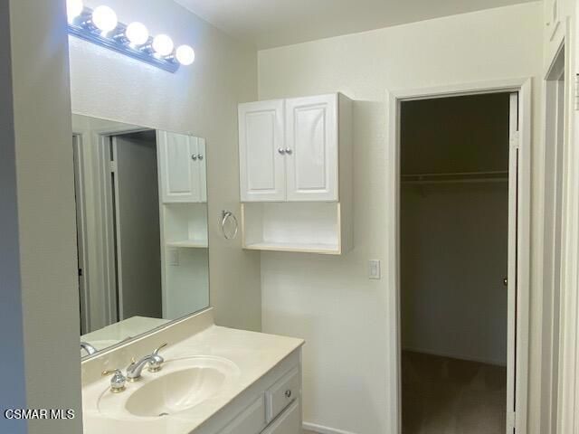 132 Rosehedge Lane, Oak Park, CA 91377