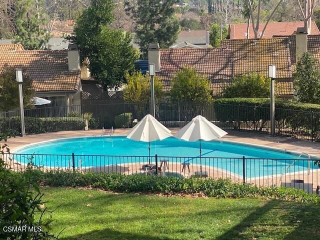 132 Rosehedge Lane, Oak Park, CA 91377