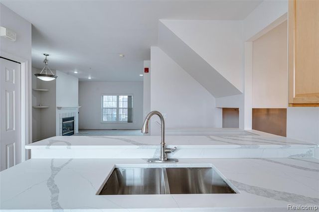 43846 Cherry Grove Court, Canton, MI 48188