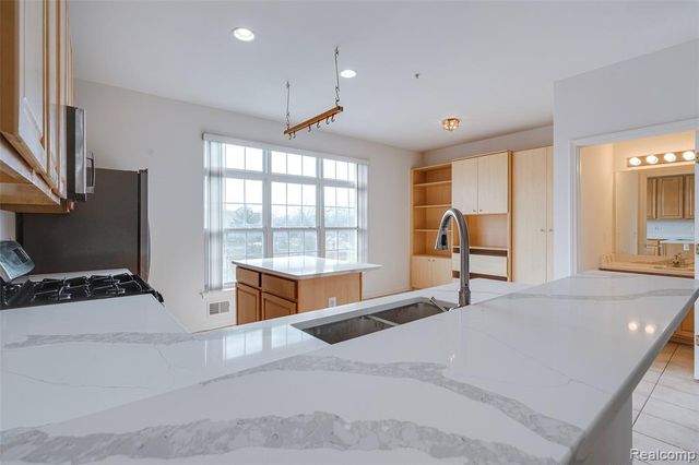 43846 Cherry Grove Court, Canton, MI 48188