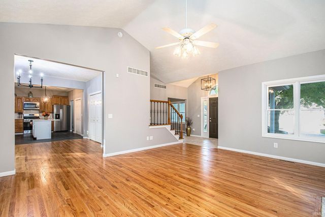 53172 Bracken Fern Drive, South Bend, IN 46637