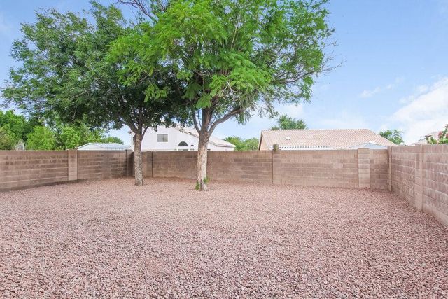 8413 W Bluefield Avenue, Peoria, AZ 85382