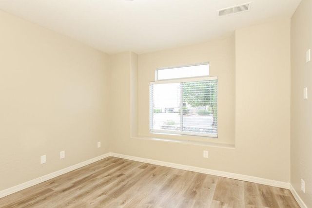 8413 W Bluefield Avenue, Peoria, AZ 85382