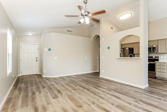 8413 W Bluefield Avenue, Peoria, AZ 85382