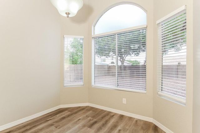 8413 W Bluefield Avenue, Peoria, AZ 85382