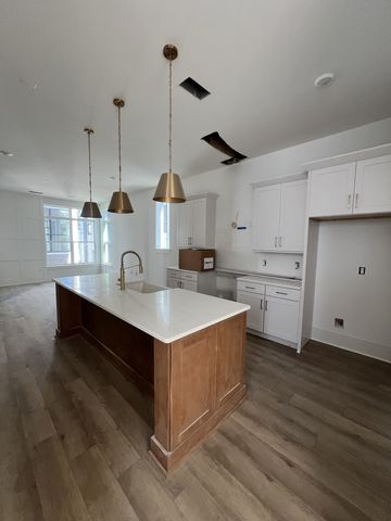 110B Myrtle St B, Nashville, TN 37206