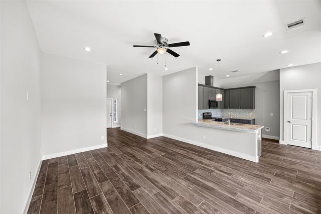 8906 Richland Drive, Houston, TX 77078