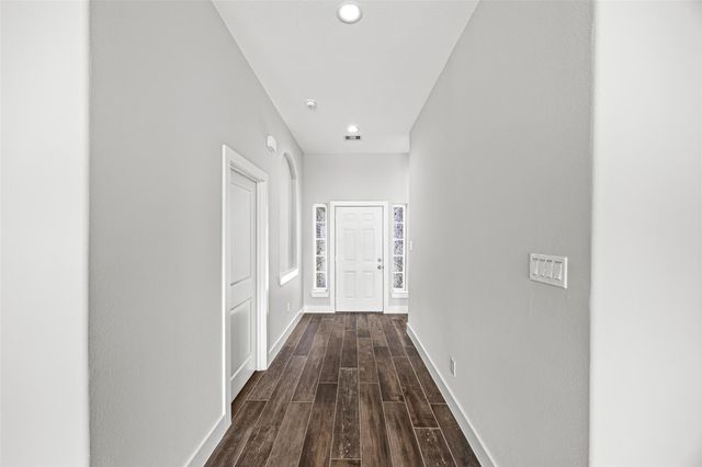 8906 Richland Drive, Houston, TX 77078