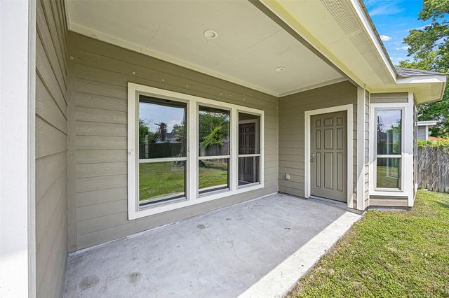 8906 Richland Drive, Houston, TX 77078