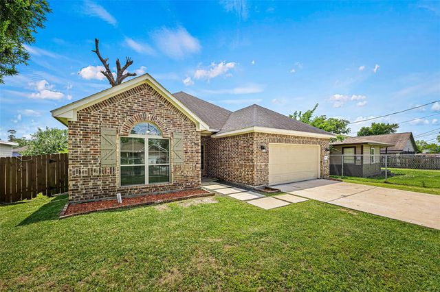 8906 Richland Drive, Houston, TX 77078