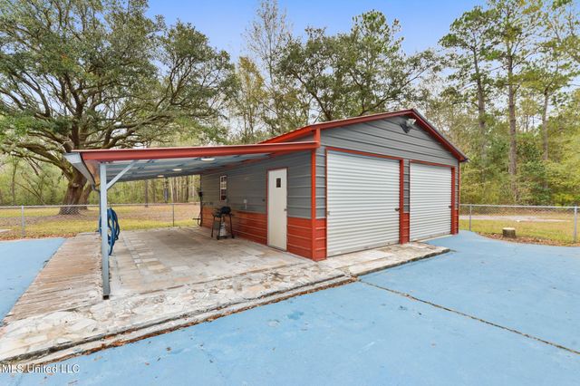 9091 Lark Street, Bay Saint Louis, MS 39520