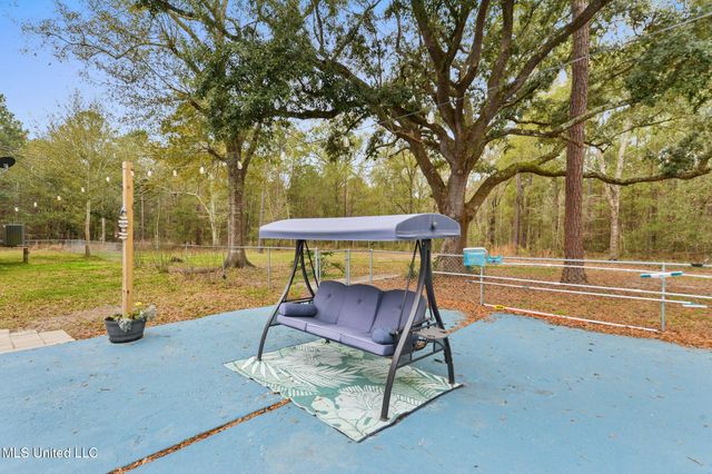 9091 Lark Street, Bay Saint Louis, MS 39520