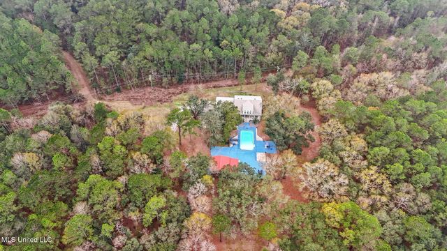 9091 Lark Street, Bay Saint Louis, MS 39520