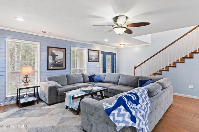 9091 Lark Street, Bay Saint Louis, MS 39520