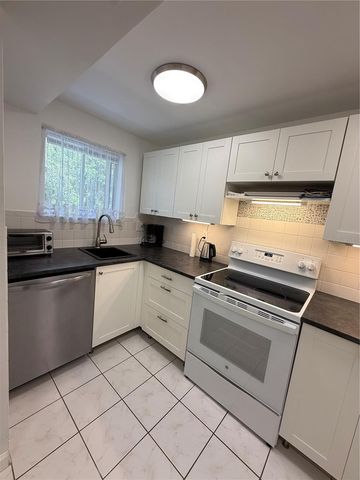 1243 S MARTIN LUTHER KING JR AVENUE C303, Clearwater, FL 33756