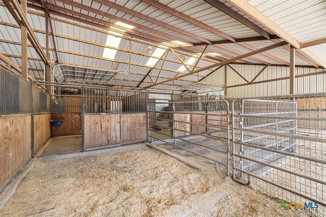 317 Scenic Ridge Drive, Spicewood, TX 78669