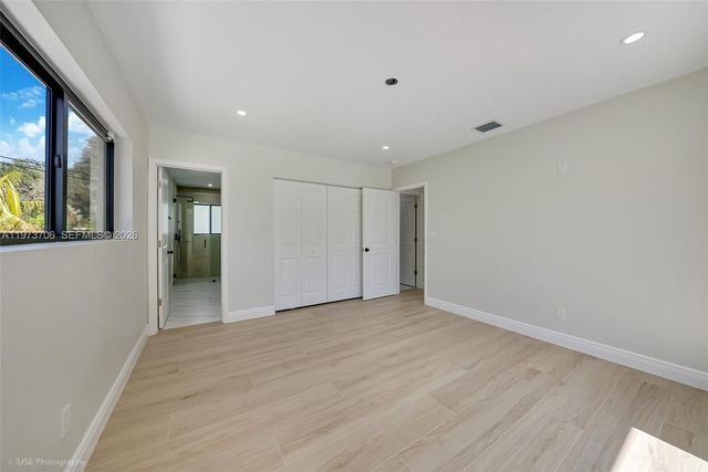 6260 Plantation Rd, Plantation, FL 33317