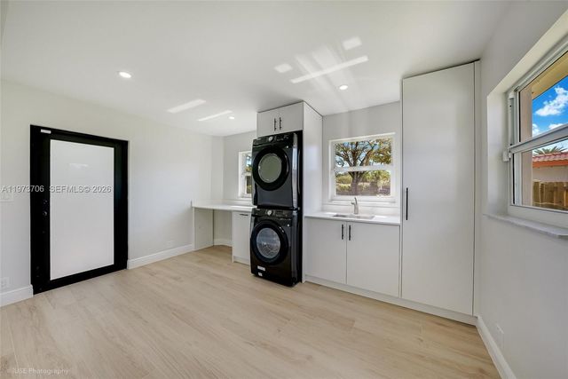 6260 Plantation Rd, Plantation, FL 33317