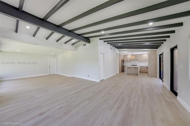 6260 Plantation Rd, Plantation, FL 33317