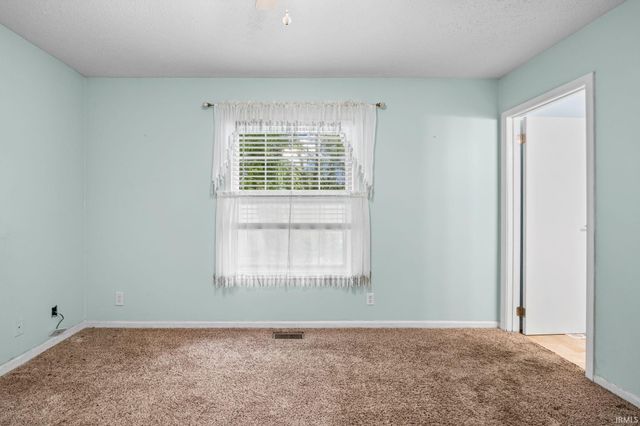 2705 Portsmouth Drive, Lafayette, IN 47909
