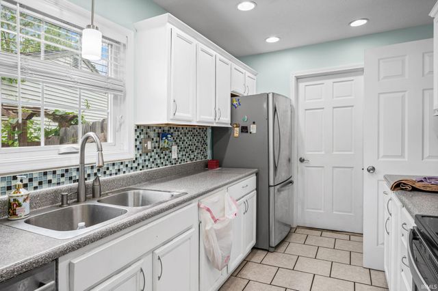 2705 Portsmouth Drive, Lafayette, IN 47909