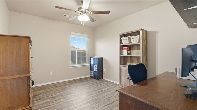 2009 Morgan Circle, Gentry, AR 72734