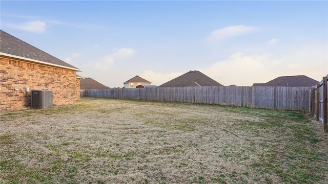 2009 Morgan Circle, Gentry, AR 72734