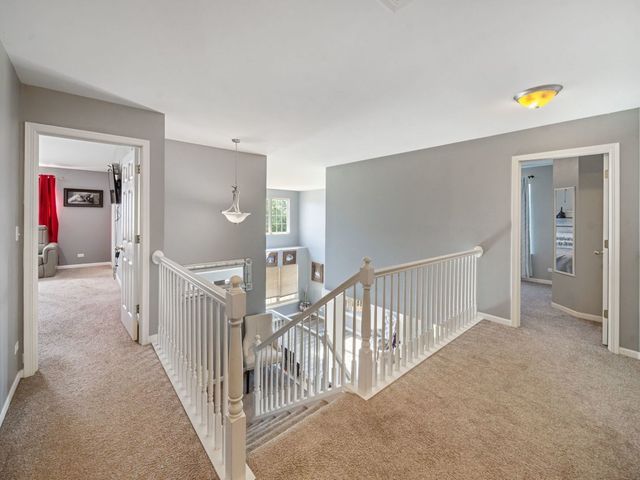 1766 Newbridge Circle, Elgin, IL 60123