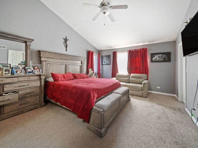 1766 Newbridge Circle, Elgin, IL 60123