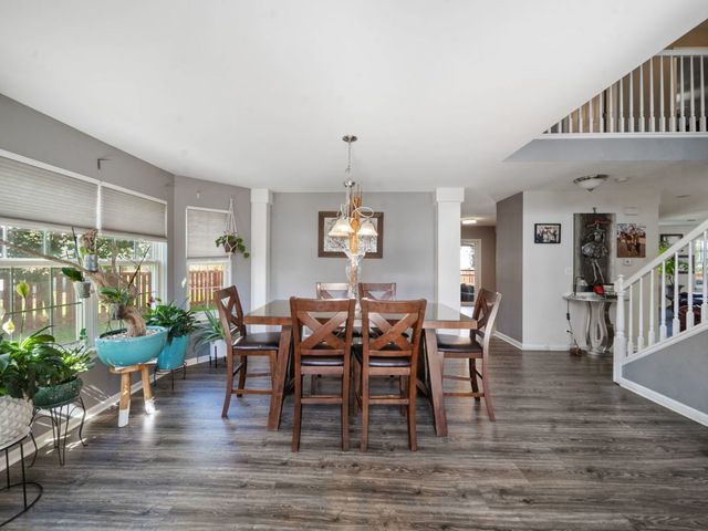 1766 Newbridge Circle, Elgin, IL 60123