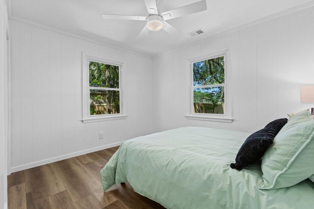 7299 Commodore Road, Hollywood, SC 29449