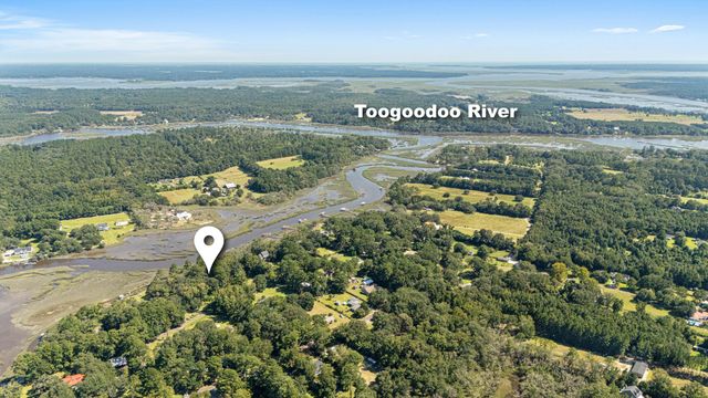 7299 Commodore Road, Hollywood, SC 29449