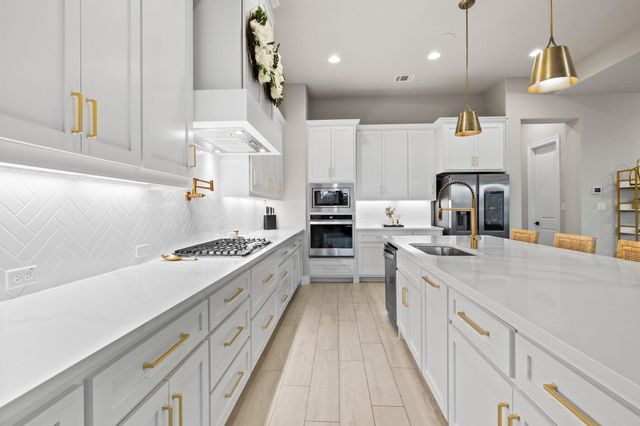 18724 Expedition TRL, Lago Vista, TX 78645