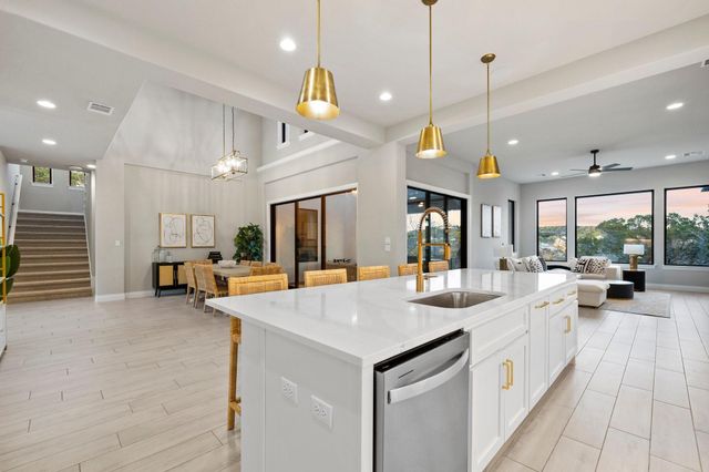 18724 Expedition TRL, Lago Vista, TX 78645