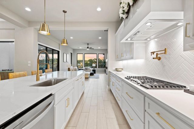 18724 Expedition TRL, Lago Vista, TX 78645