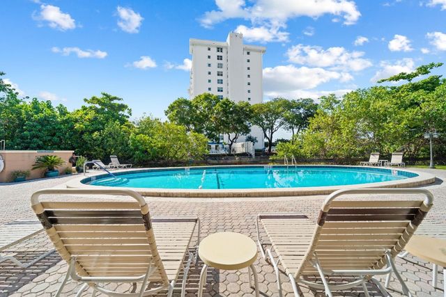 12 NE 19th Court 219A, Wilton Manors, FL 33305