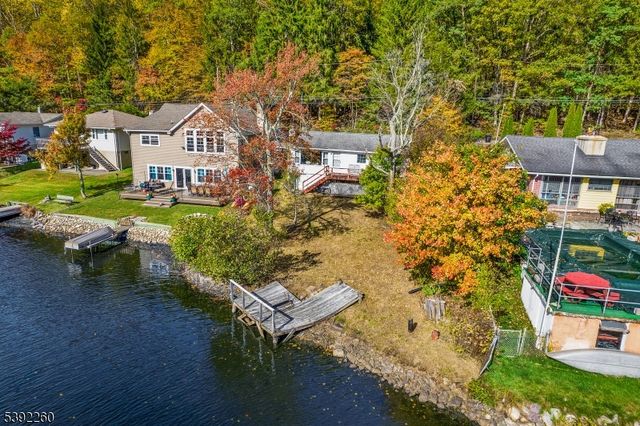 95 Woods Rd, Sandyston Twp., NJ 07826